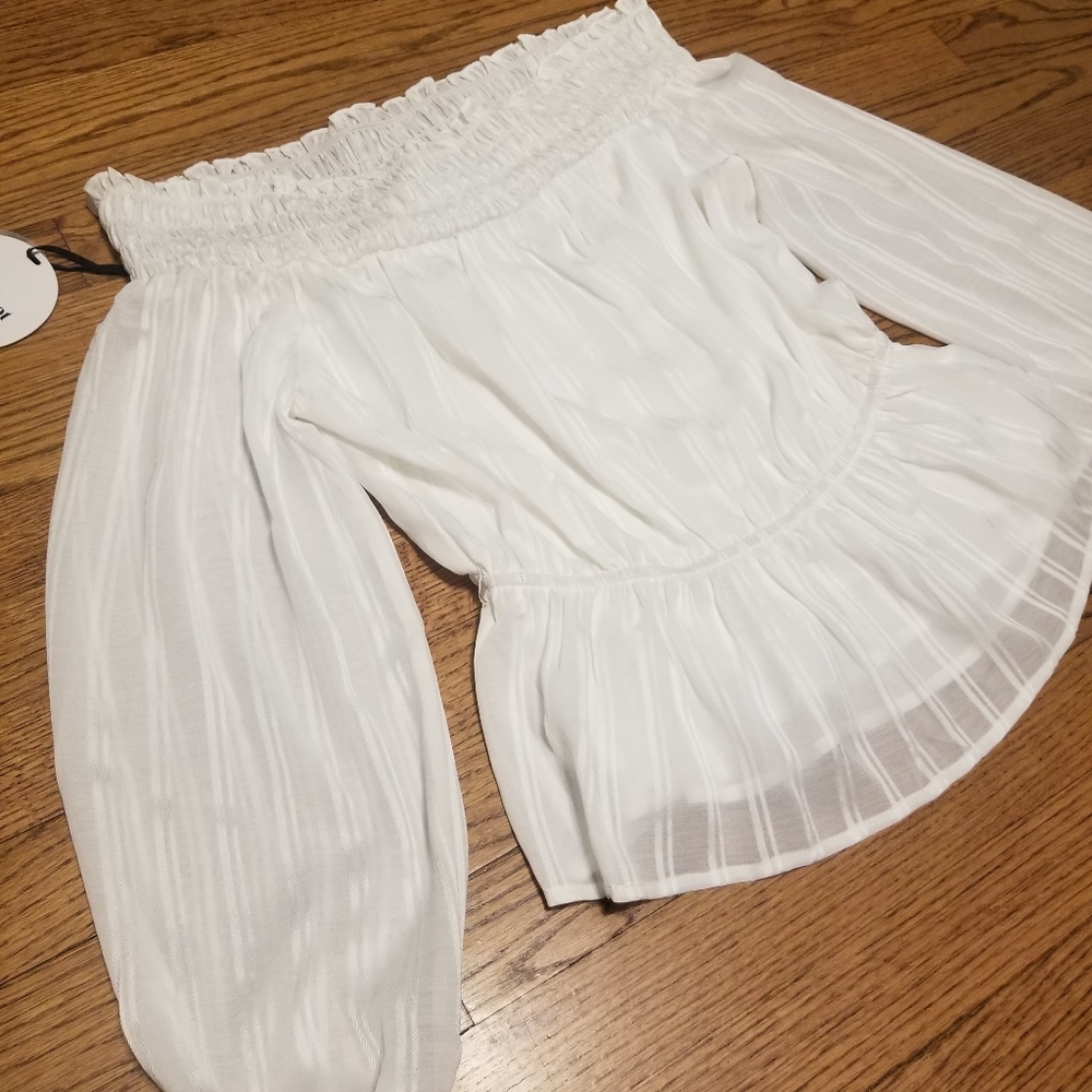 NWT White Long sleeve & off shuolder Top - Picture 2 of 10